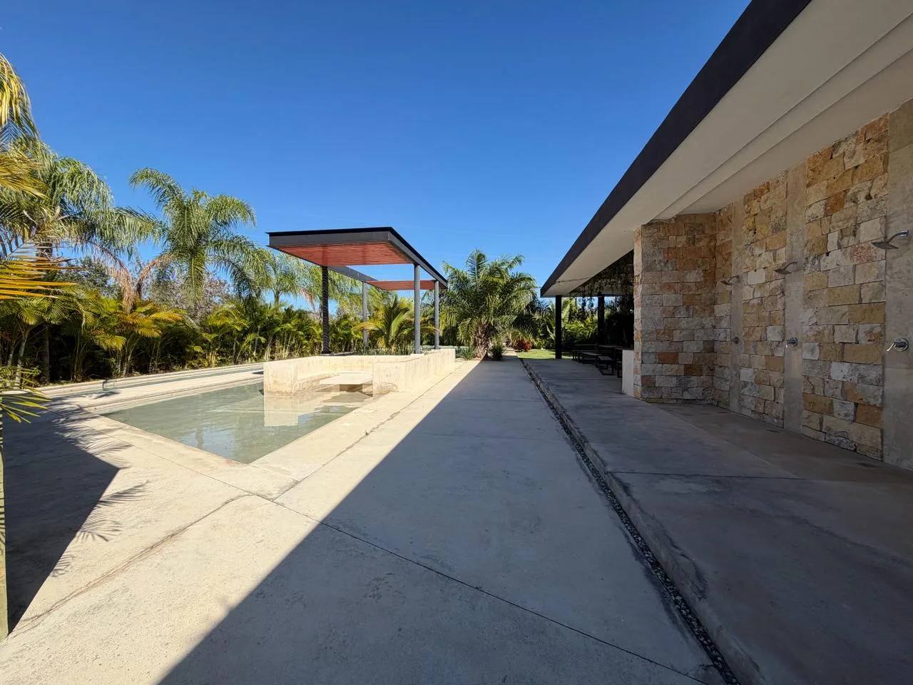 Foto 8 de 11: Terreno en Entre Parques Residencial, Conkal · Lote 22 de 327.61 m²