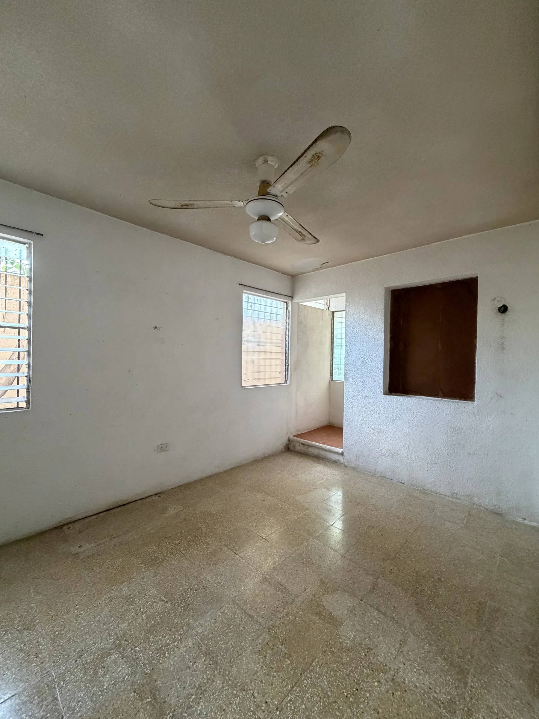 Foto 8 de 19: Casa para remodelar en Chuburná de Hidalgo · Entrega inmediata