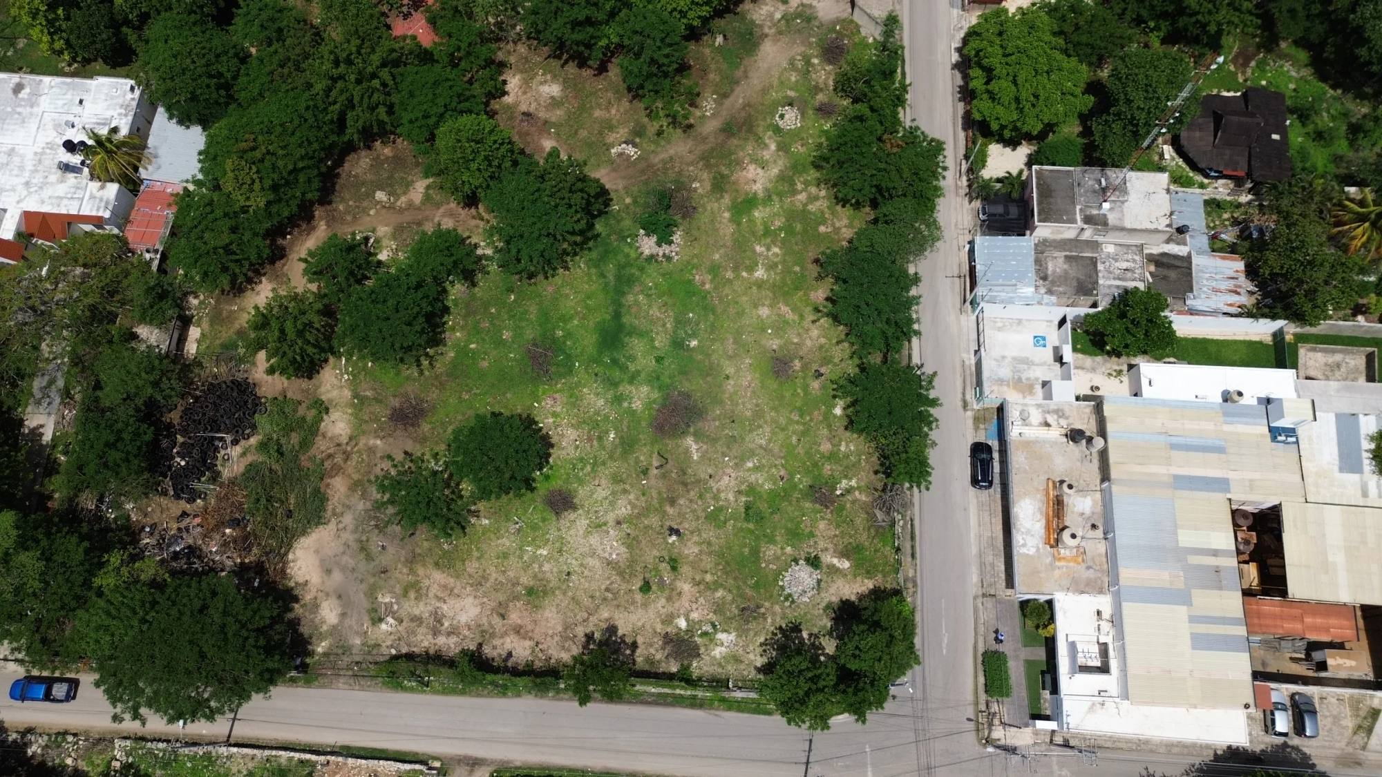 Foto 1 de 7: Terreno para desarrollo en el centro de Cholul · 3,922.85 m²
